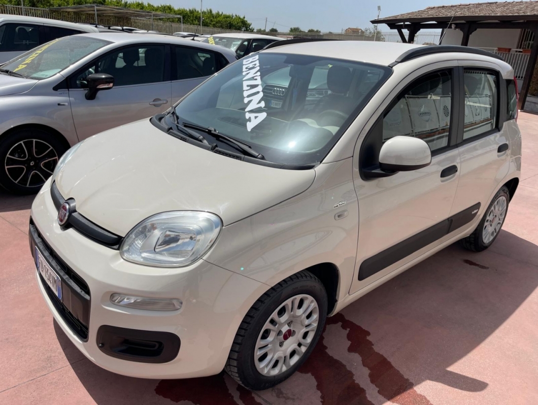 FIAT PANDA  1.2 BENZINA 70CV  ANNO:05/2016
